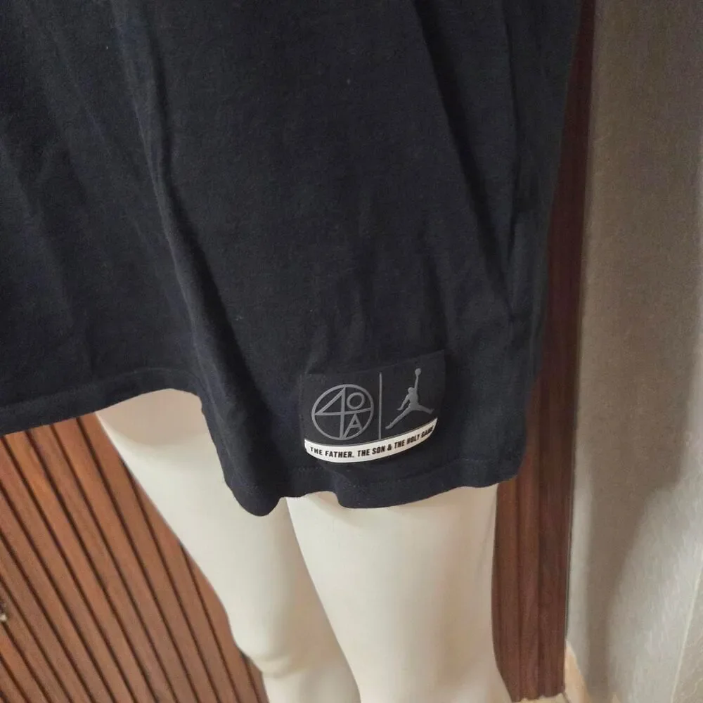 Jordan black tee